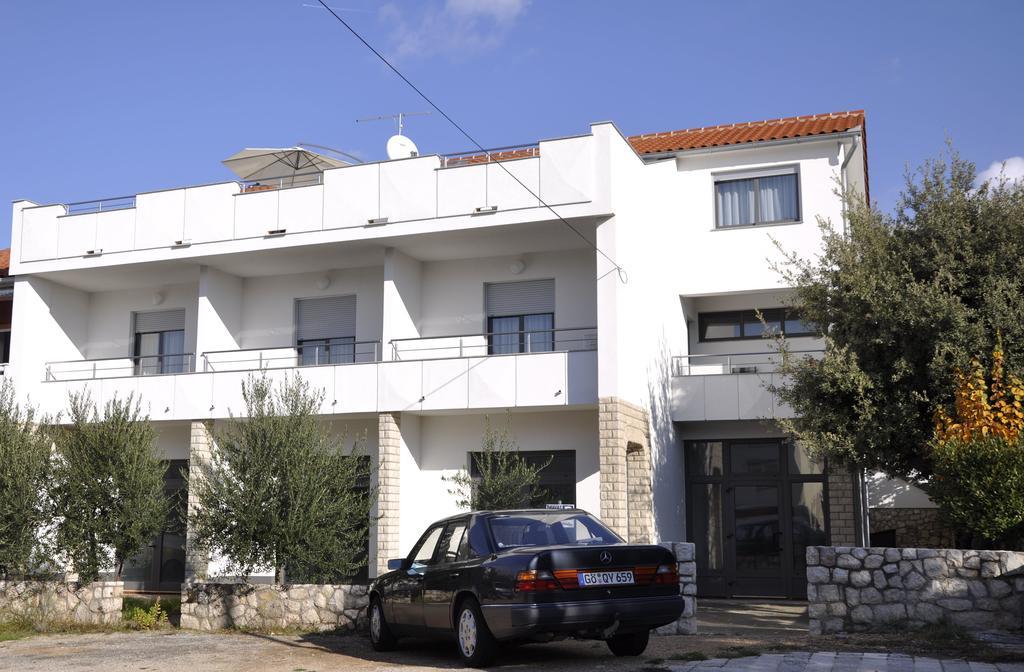 Apartments Crobeg Rab Town Esterno foto